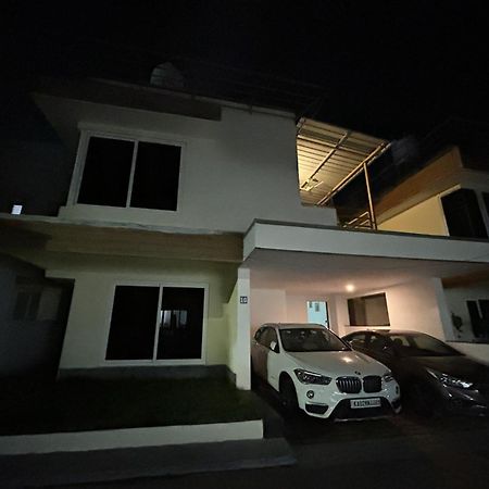 Blissful Home Near Coimbatore Airport Eksteriør bilde
